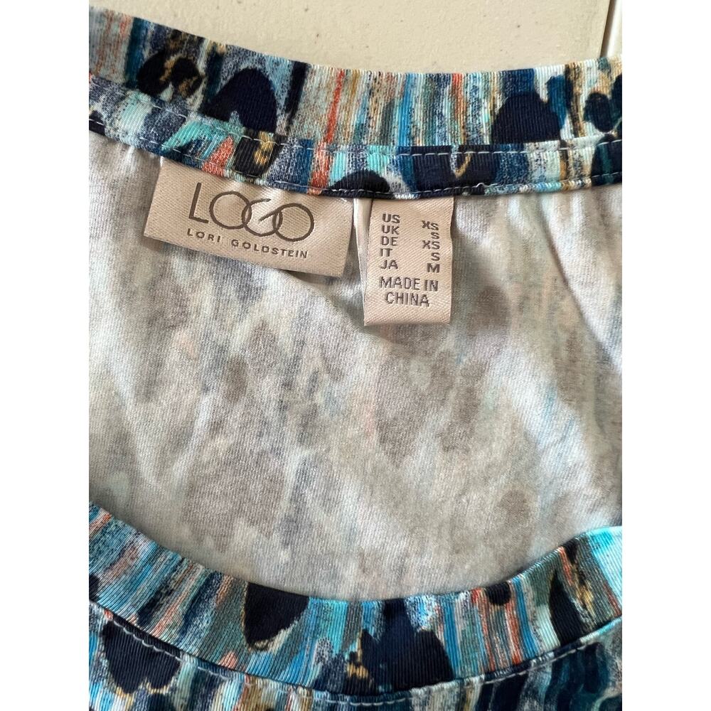 LOGO by Lori Goldstein Rayon 230 Animal Print Top BLUE DEPTHS NWOT SIZE XS - Picture 5 of 8